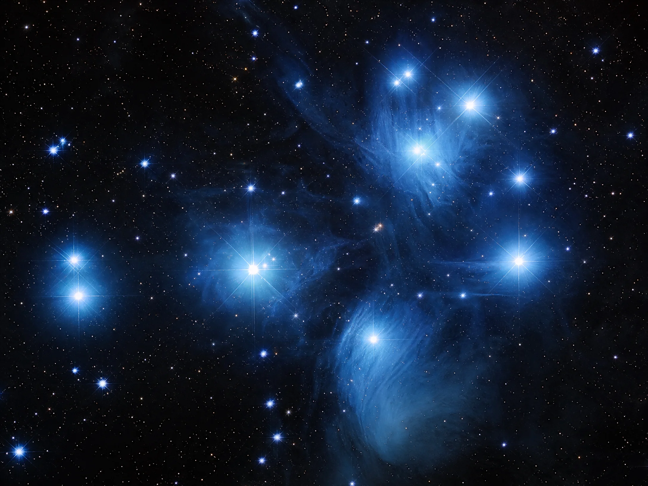 最佳​星团奖昴星团M45蓝色反射星云